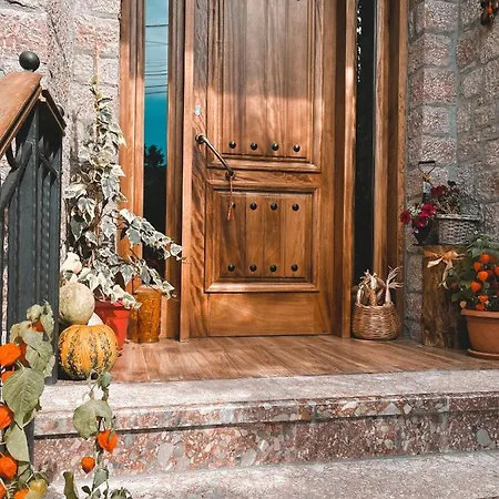 Bujtina Liana Guest house Voskopoje