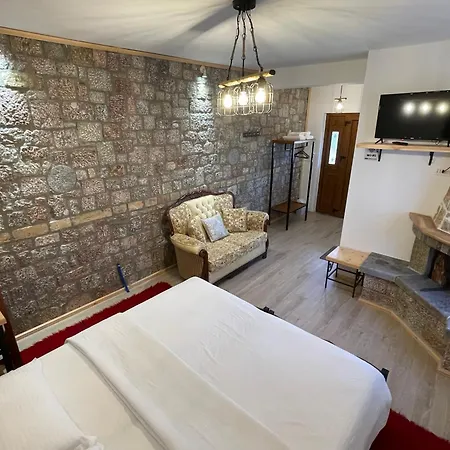 Bujtina Liana Guest house Voskopoje