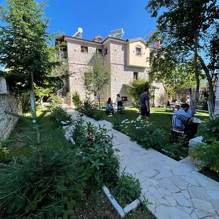 Bujtina Liana Guest house Voskopoje