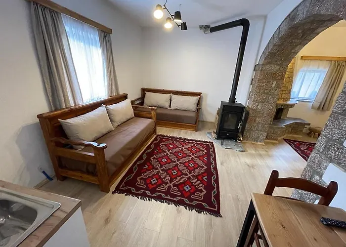 Bujtina Liana Vendégház Voskopoja