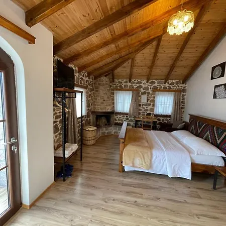 بيت ضيافة Bujtina Liana Voskopojë